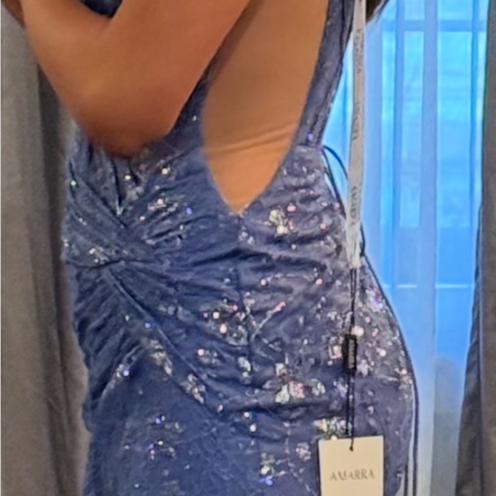 Gorgeous new with tags AMARRA prom dress/gown size 2 , spring 2025. - Picture 7 of 8